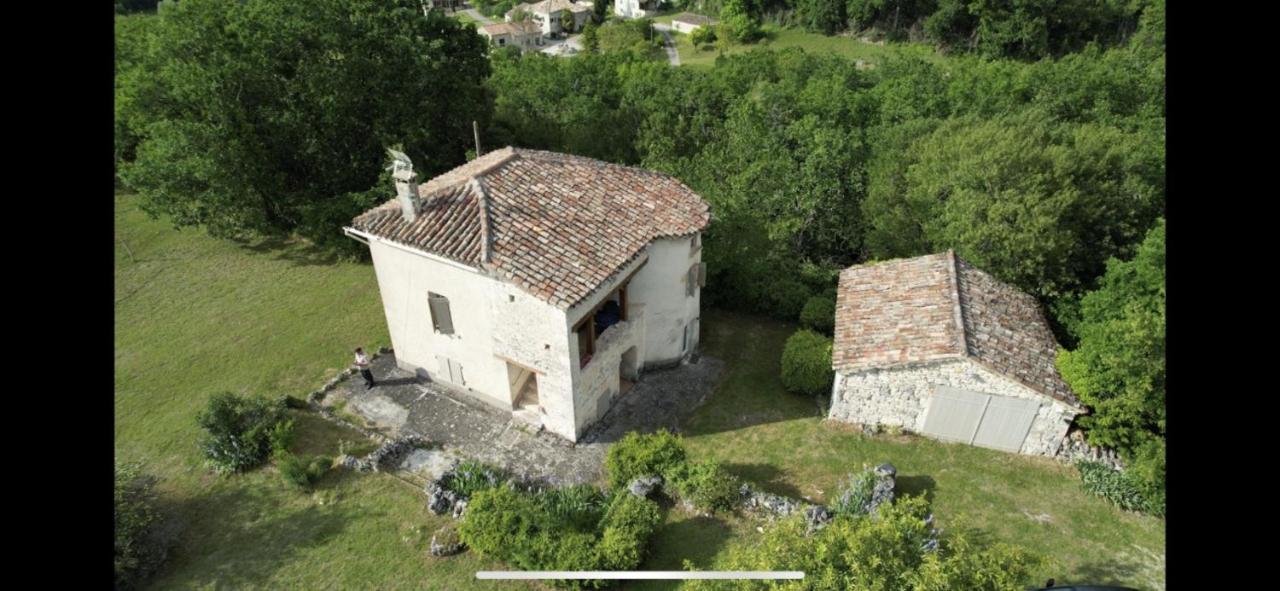 Villa Calme Et Tranquillite à Pern Extérieur photo